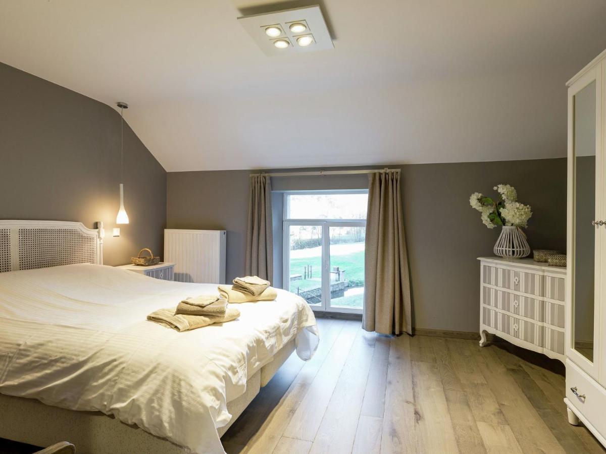 Cozy Holiday Home In Gedinne Near Forest ヴァンシモン エクステリア 写真